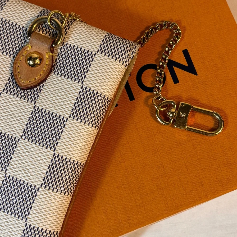 Louis Vuitton Azur Etui Telephone Mm - Picture 4 of 14